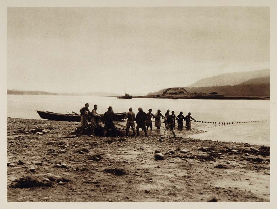 1926 Salmon Fishing Fishermen British Columbia Canada - ORIGINAL CANADA